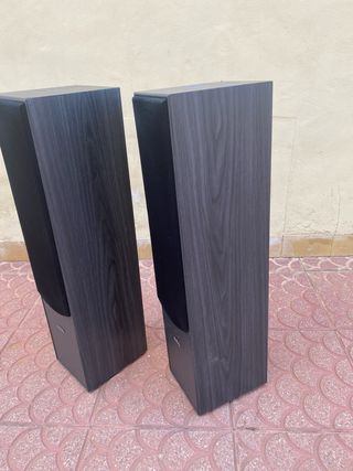 AEG LB 4711 Torre de Sonido