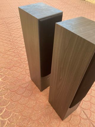 AEG LB 4711 Torre de Sonido