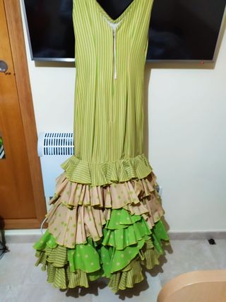 TRAJE DE FLAMENCA CHICA TALLA 38/40
