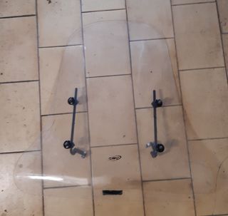 Parabrezza moto/scooter totalmente tras