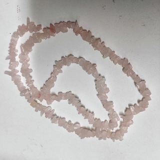 Filo pietre minerali quarzo rosa collana