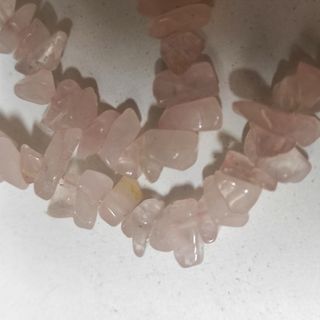 Filo pietre minerali quarzo rosa collana