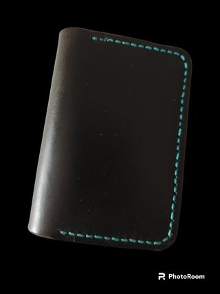 Cartera de cuero con monedero