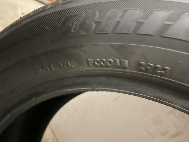 4 Neumáticos 226/60 VR 7.0 x 17''