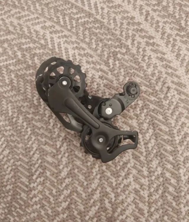 Cambios Shimano Tourney 3x8 velocidades