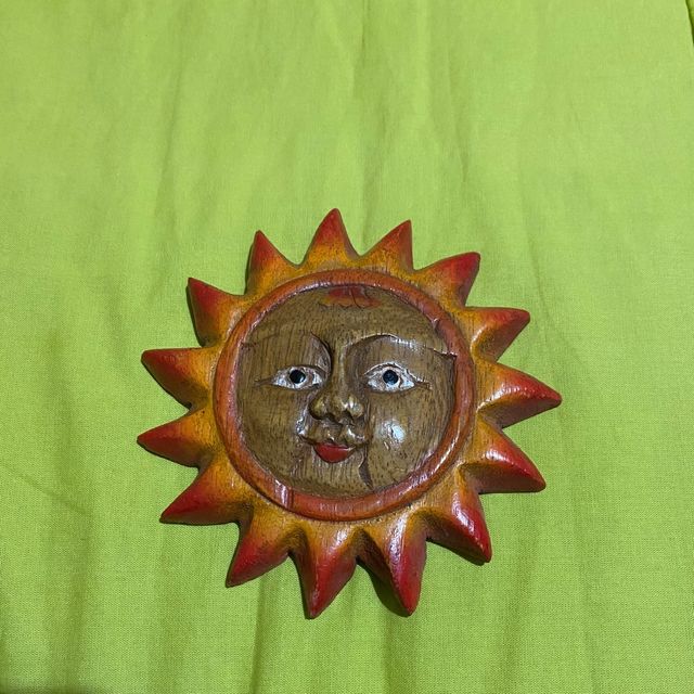 Decorazione in legno etnica