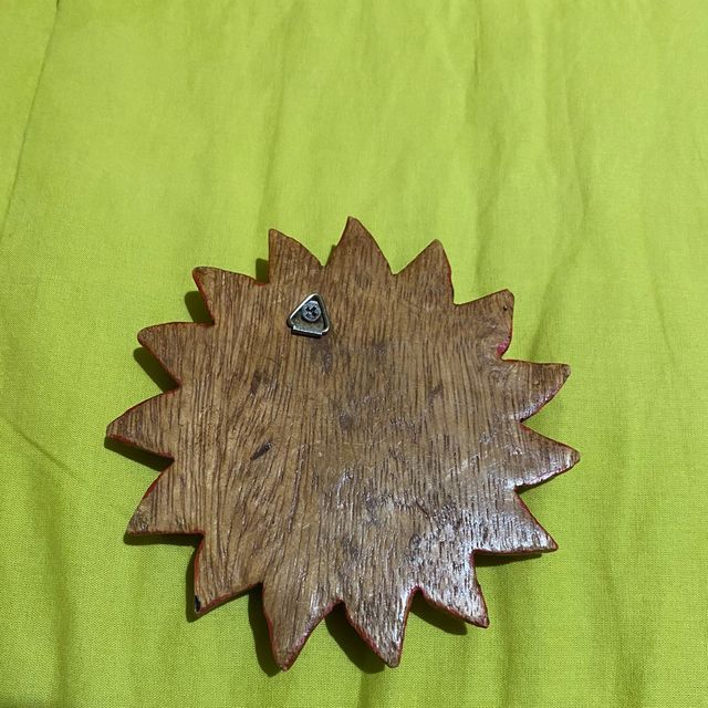 Decorazione in legno etnica