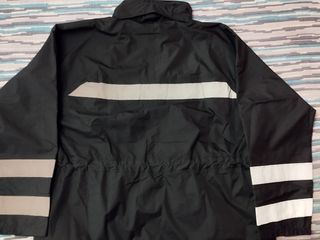 CHAQUETON CON CORTAVIENTOS