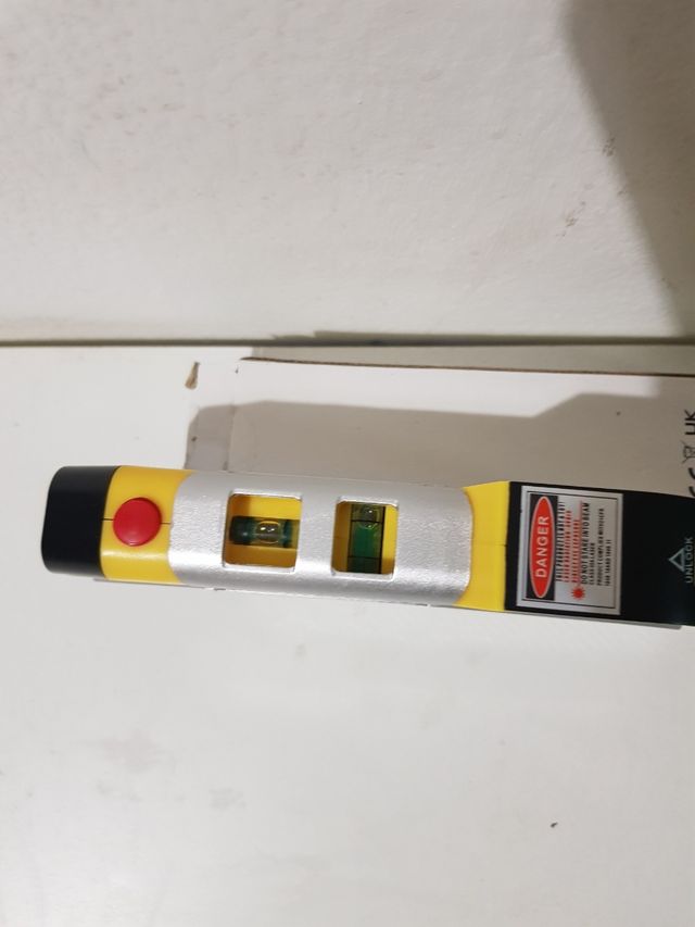 Nivel laser multifunción