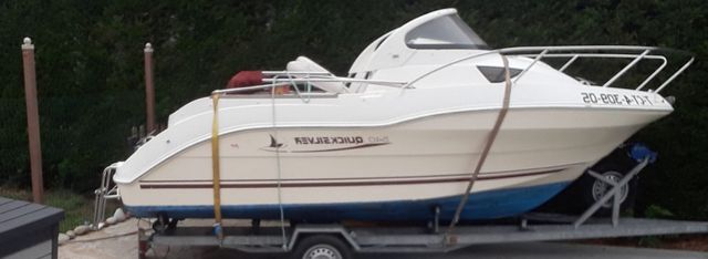 Lancha Quicksilver 5.40 + Motor Suzuki