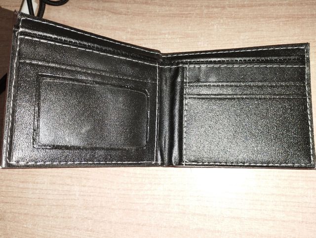 Cartera de cuero
