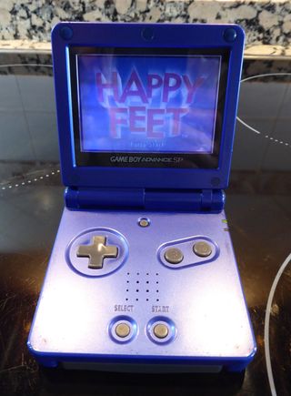 GBA - Happy Feet