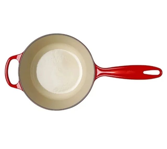 CAZO DE HIERRO FUNDIDO.