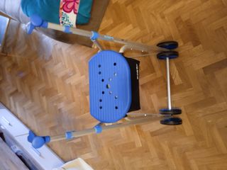 Productos geriatricos. Andador como nuevo,silla de
