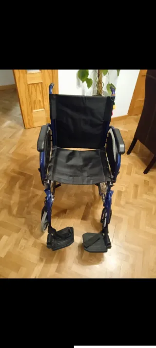 Productos geriatricos. Andador como nuevo,silla de