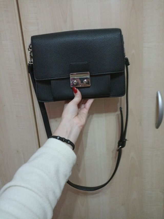 Borsetta a tracolla nera