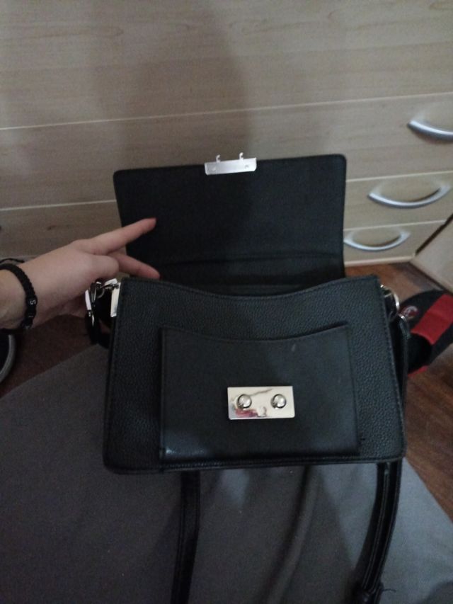 Borsetta a tracolla nera