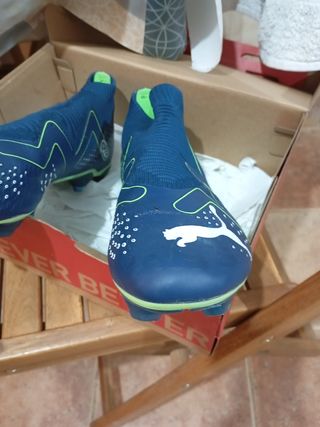 Botas futbol césped artificial 42