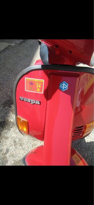 Vespa FL 125 CC Roja