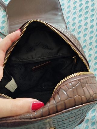 bolso-mochila María mare de piel