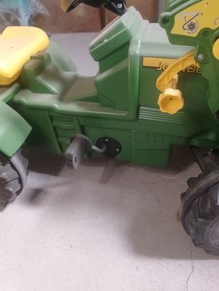 Tractor de juguete