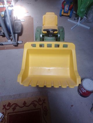 Tractor de juguete