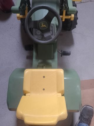 Tractor de juguete