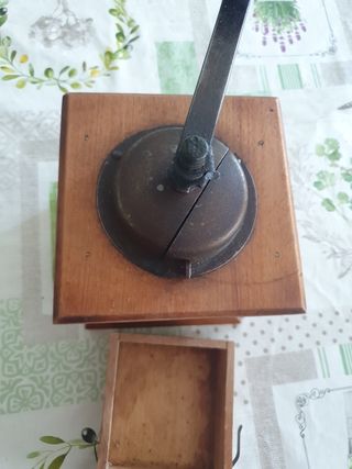 Molinillo café antiguo