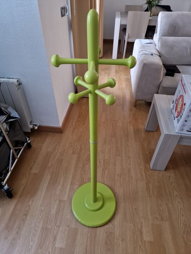 Perchero juvenil altura 126cm