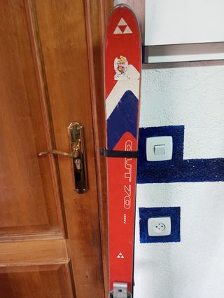 Esquís travesia antiguos 