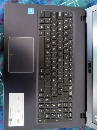 Ordenador Portátil ASUS VIVO BOOK 