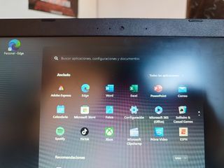 Ordenador Portátil ASUS VIVO BOOK 