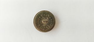 Botón antiguo militar 