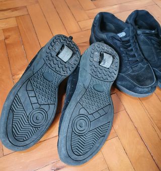 Scarpe con rotelle estraibili, numeri 38 e 39