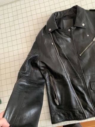 Cazadora cuero negra, talla M