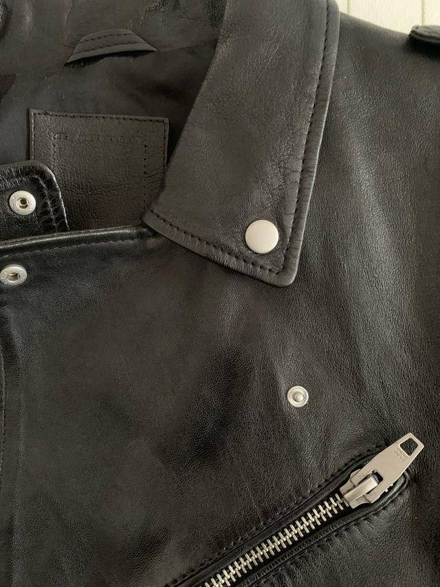 Cazadora cuero negra, talla M