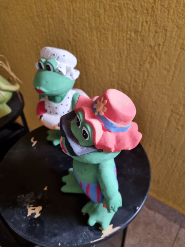 Due rane da giardino