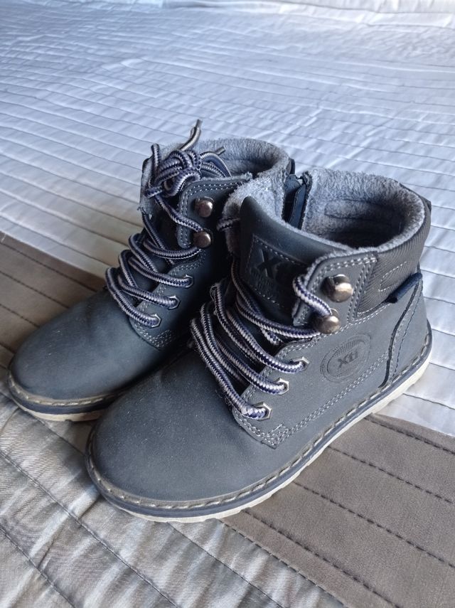 Botas niño número 28