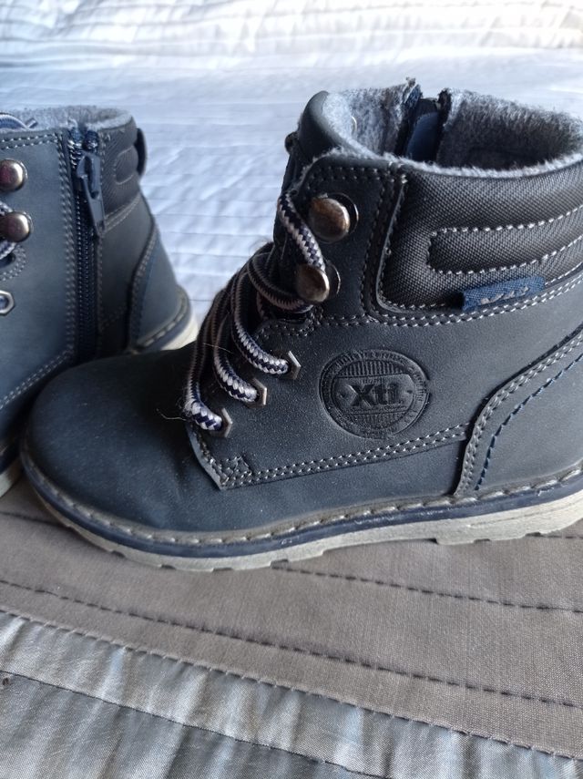 Botas niño número 28
