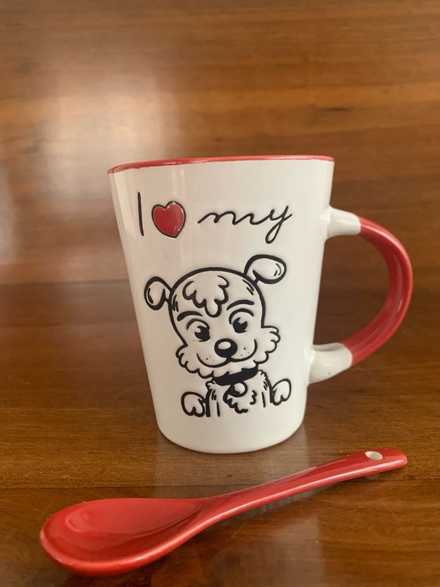 tazza in ceramica per la colazione