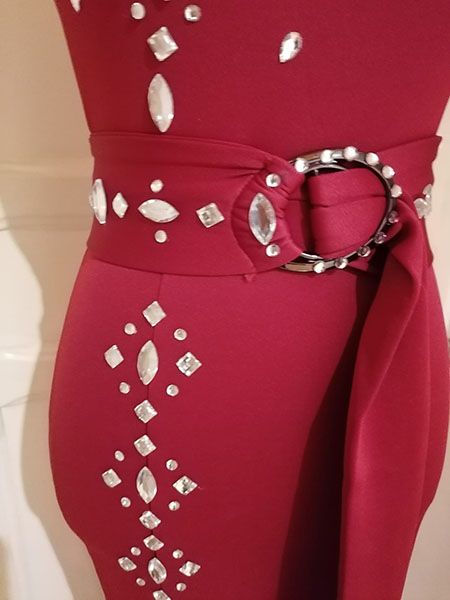 Vestido de fiesta con pedrería