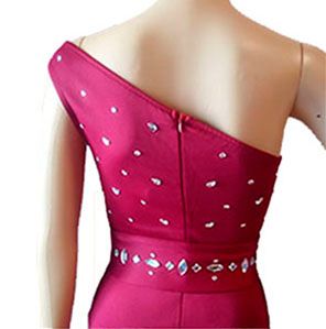 Vestido de fiesta con pedrería