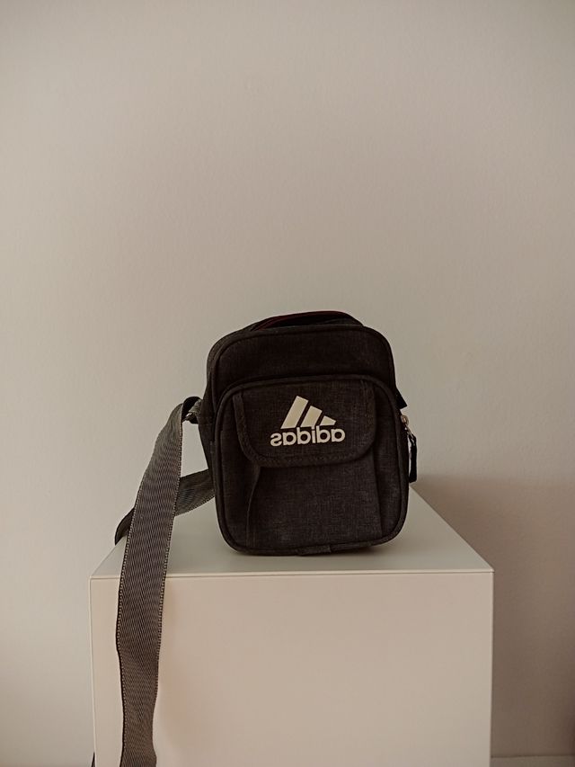 Bolsito de adidas
