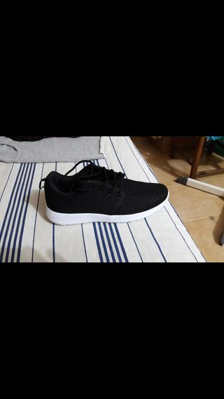 Sneaker