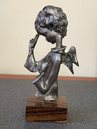 Statuetta in peltro