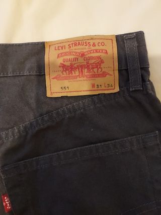 Vendo levi 551