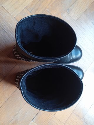 Botines negros mujer