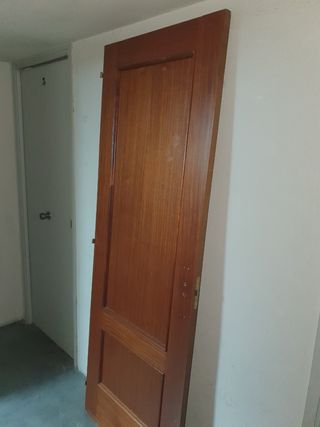 puerta de madera sin picaporte 71×3,5×201cm