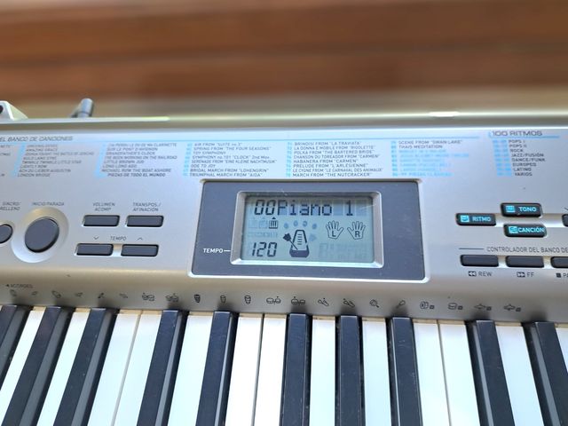 Teclado Casio CTK-1300