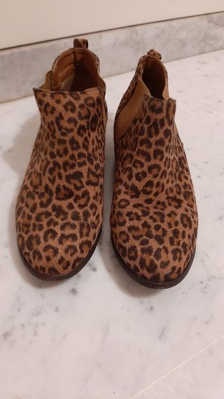 Botines planos de mujer